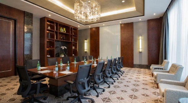 Makati Diamond Residences image 16