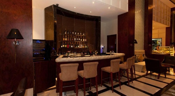 Makati Diamond Residences image 18