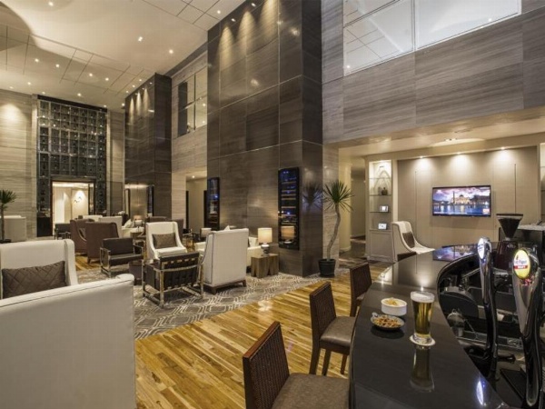 Makati Diamond Residences image 6